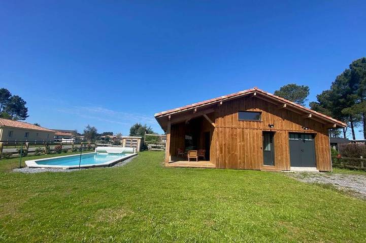 Appartement de vacances pour 8 personnes, avec piscine