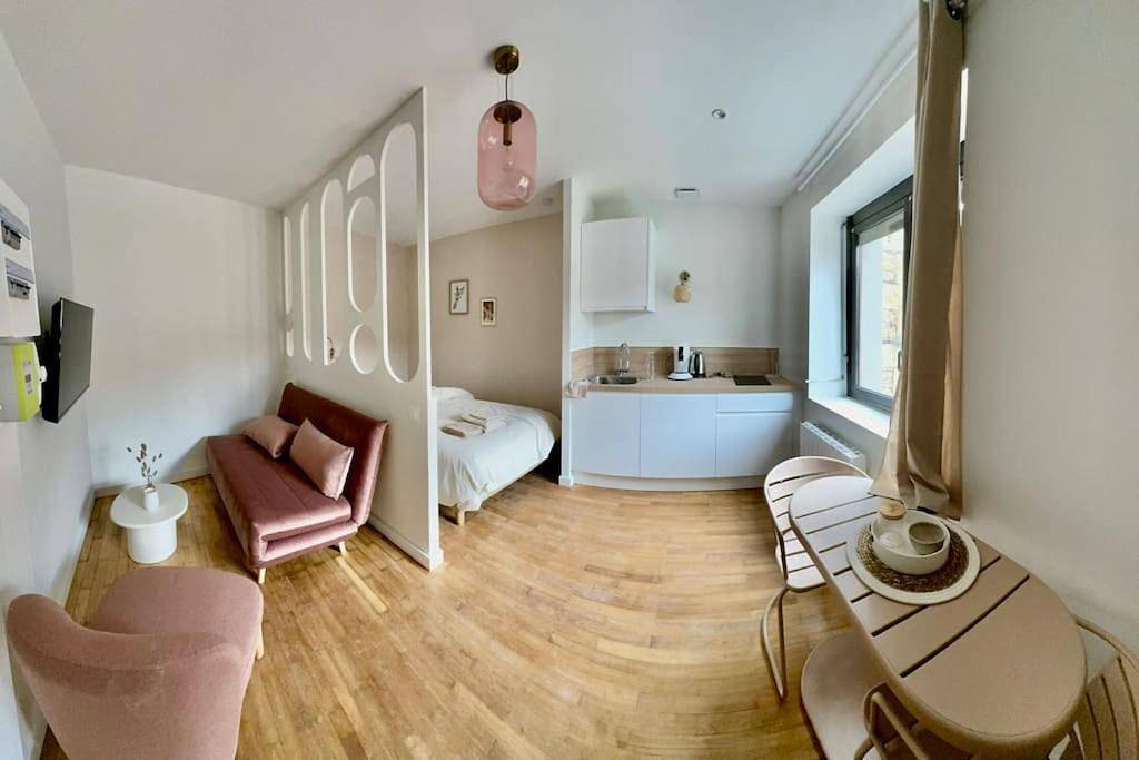 Appartement entier, La Praline, Studio Cœur Ville in Anse, Beaujolais