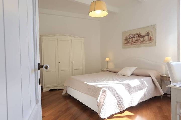 Charmantes Haus (Vera Meerblick) mit großen Terrassen! in Monopoli, Bari Provinz