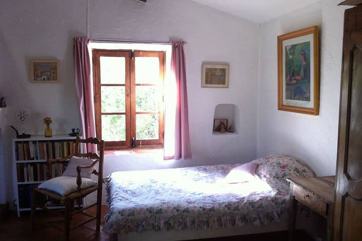 Location de vacances pour 4 personnes, avec terrasse et jardin à Entrecasteaux - 4