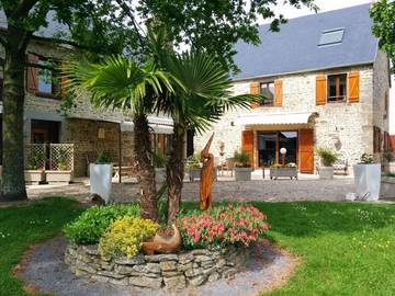 Gîte pour 2 personnes, avec jardin à Céaux
