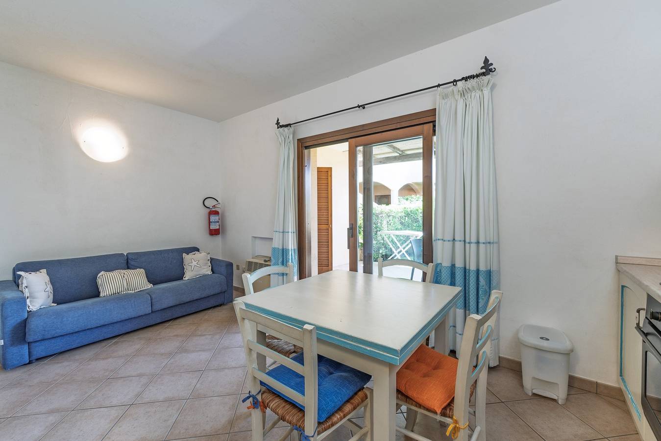Maison de vacances 'Dattero' avec vue montagne, piscine, terrasse et climatisation in Murta Maria, Gallura