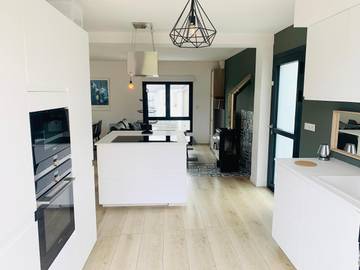 Gîte pour 4 personnes, avec vue et jardin, animaux acceptés à Le Relecq-Kerhuon