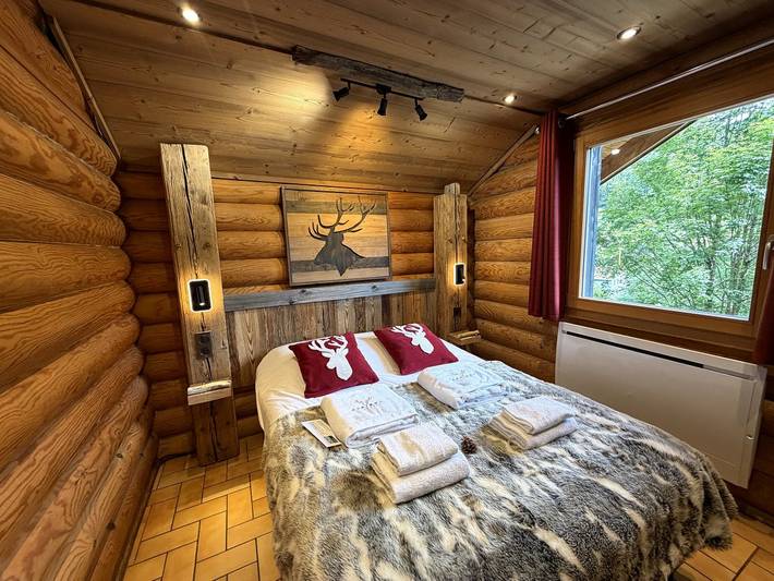 Chalet für 6 Personen, mit Terrasse und Whirlpool sowie Garten, mit Haustier in La Bresse