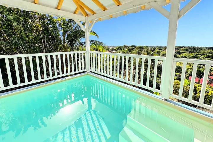 Villa pour 10 personnes, avec jardin ainsi que piscine et vue
