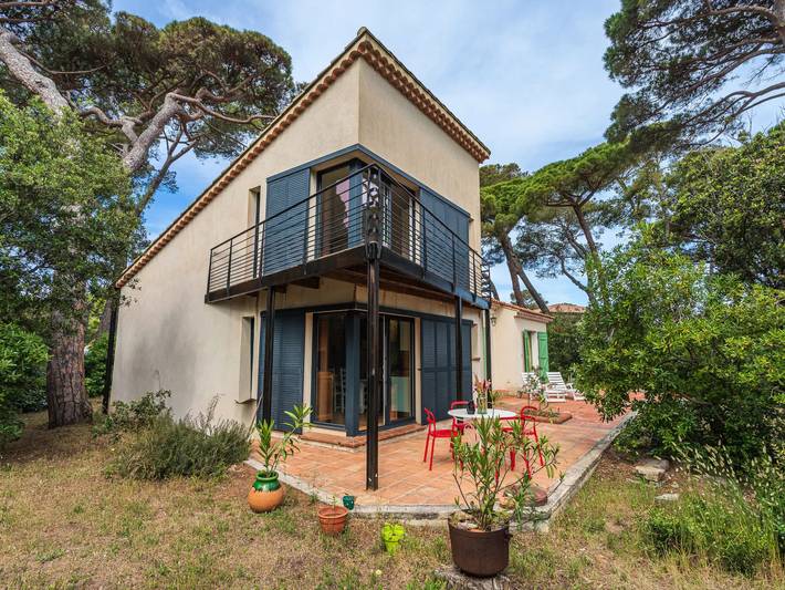 Villa pour 6 personnes, avec terrasse à Giens