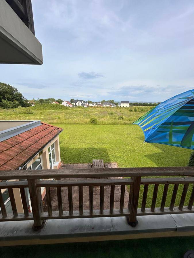 Gîte pour 4 personnes, avec vue et jardin ainsi que piscine et sauna, animaux acceptés à Levernois - 2
