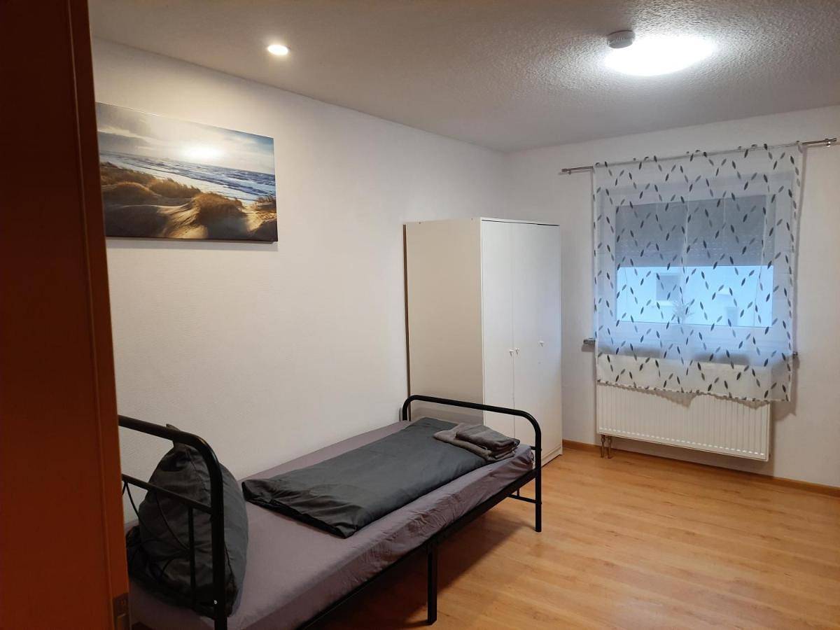 Ganze Wohnung, Three-Bedroom Apartment in Neunkirchen, Saarland