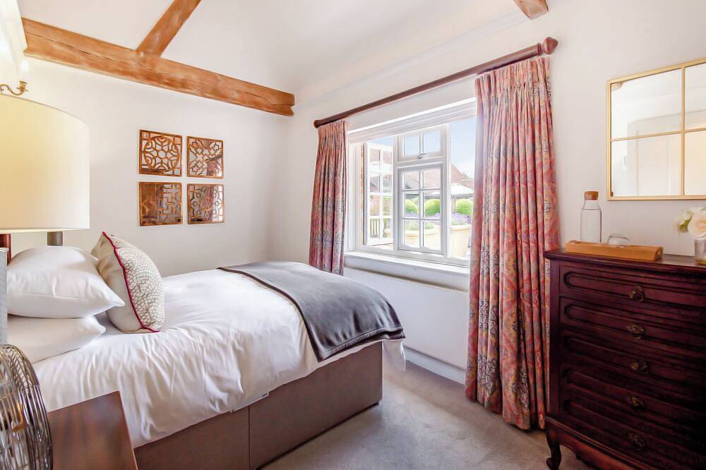 The Pool House in Woking, Surrey