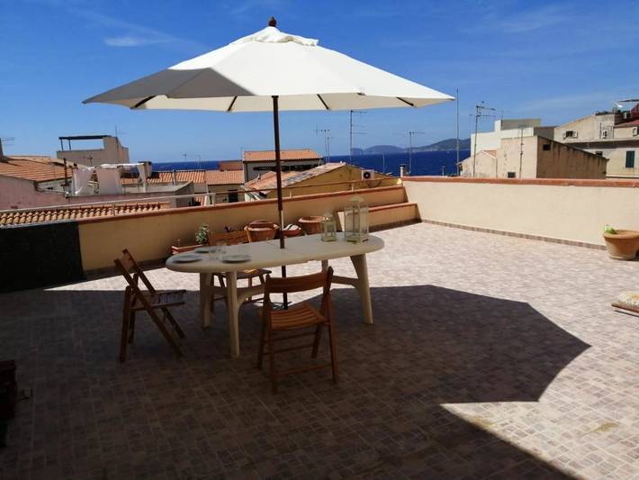 Ferienhaus mit Meerblick für 4 Personen, mit Terrasse und Ausblick