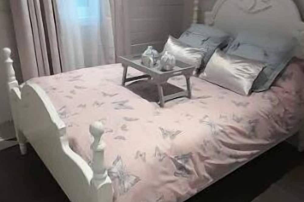 Inch View Cabin in Inishowen, Drongawn Lough