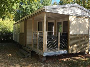 Location de vacances pour 7 personnes, avec terrasse à Luynes