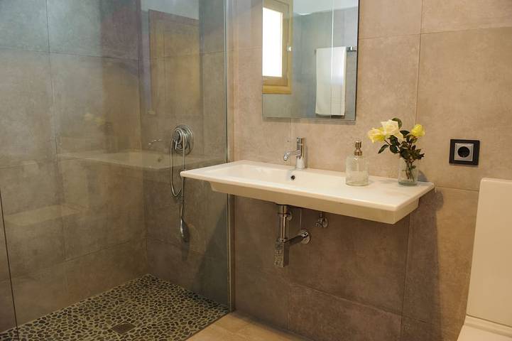 Modern converted farmhouse with pool, quiet location in Es Llombards, Santanyí