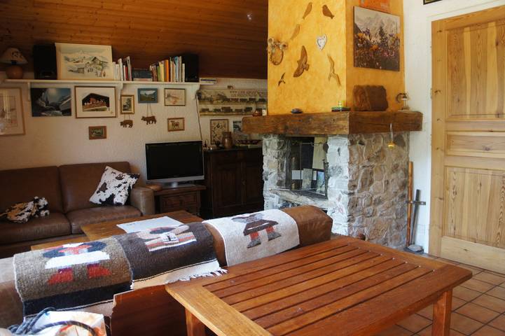 Chalet pour 6 personnes, avec piscine et jardin