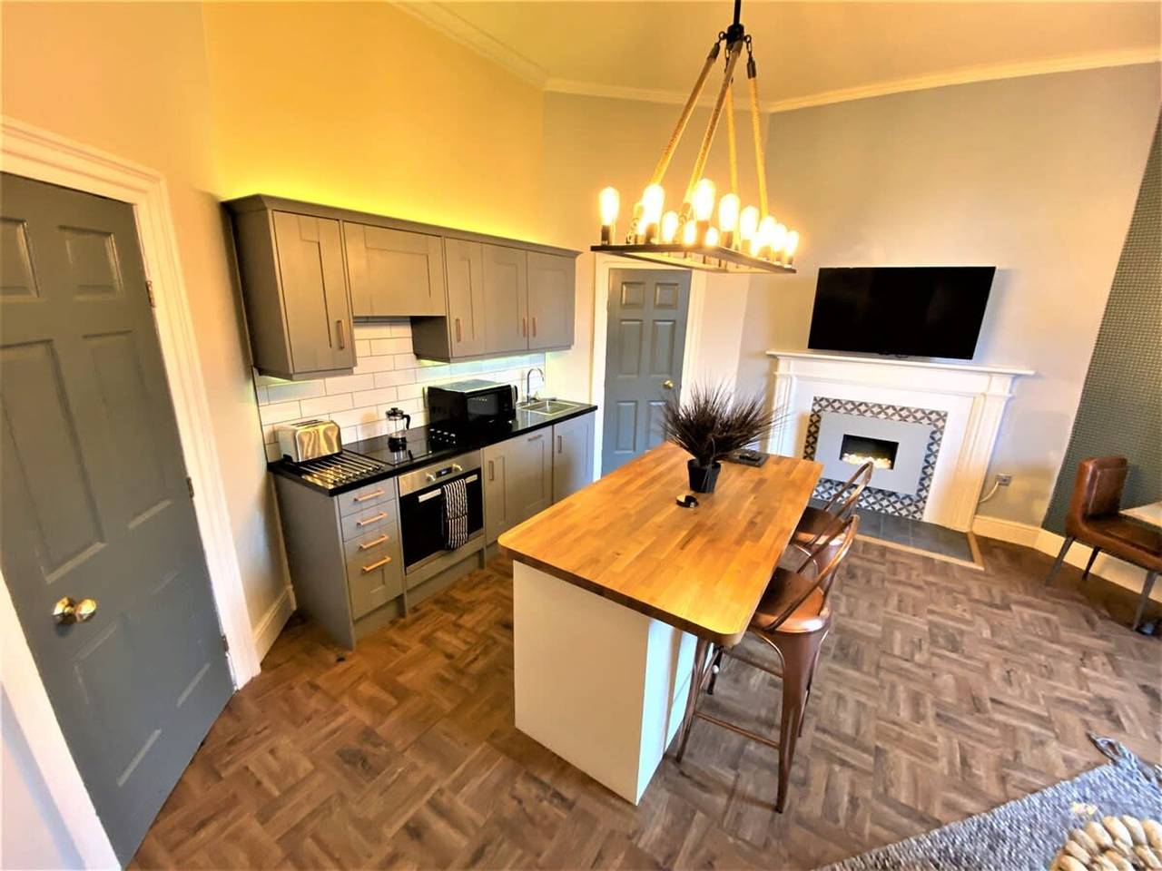 Entire apartment, Claremont The Leeming in Leeds, West Yorkshire