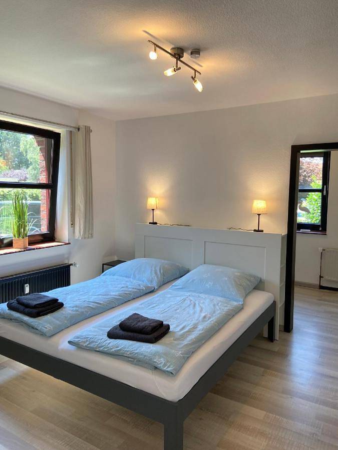 Ferienwohnung für 4 Personen, mit Terrasse und Garten in Hüde