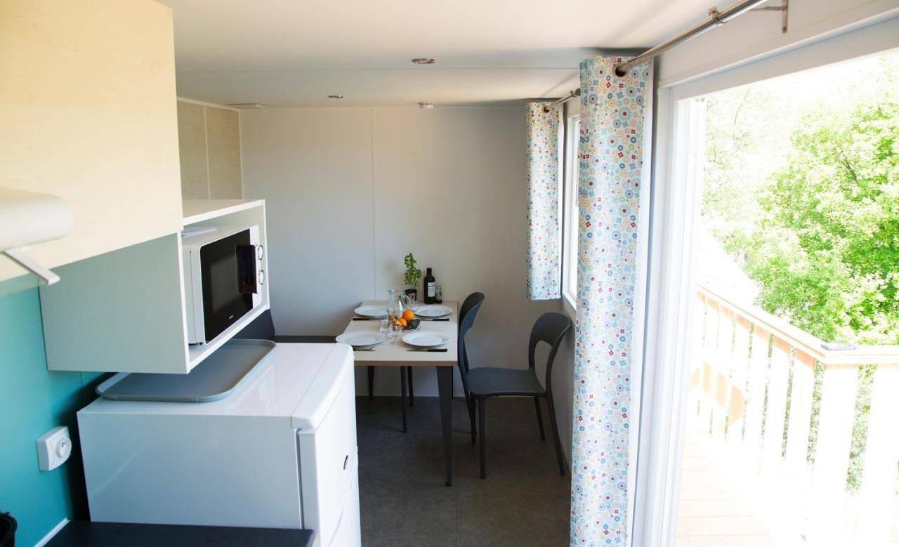Camping les Chênes in Chauzon, Ardèche