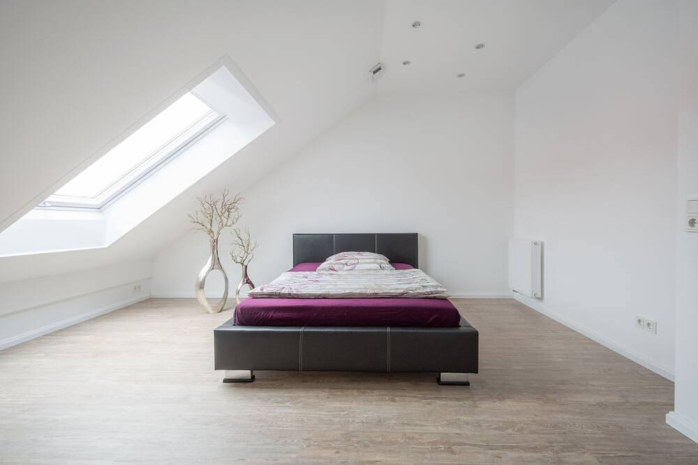 Entire apartment, House in Laatzen 900 meters to the exhibition grounds in Laatzen, Hanover Region