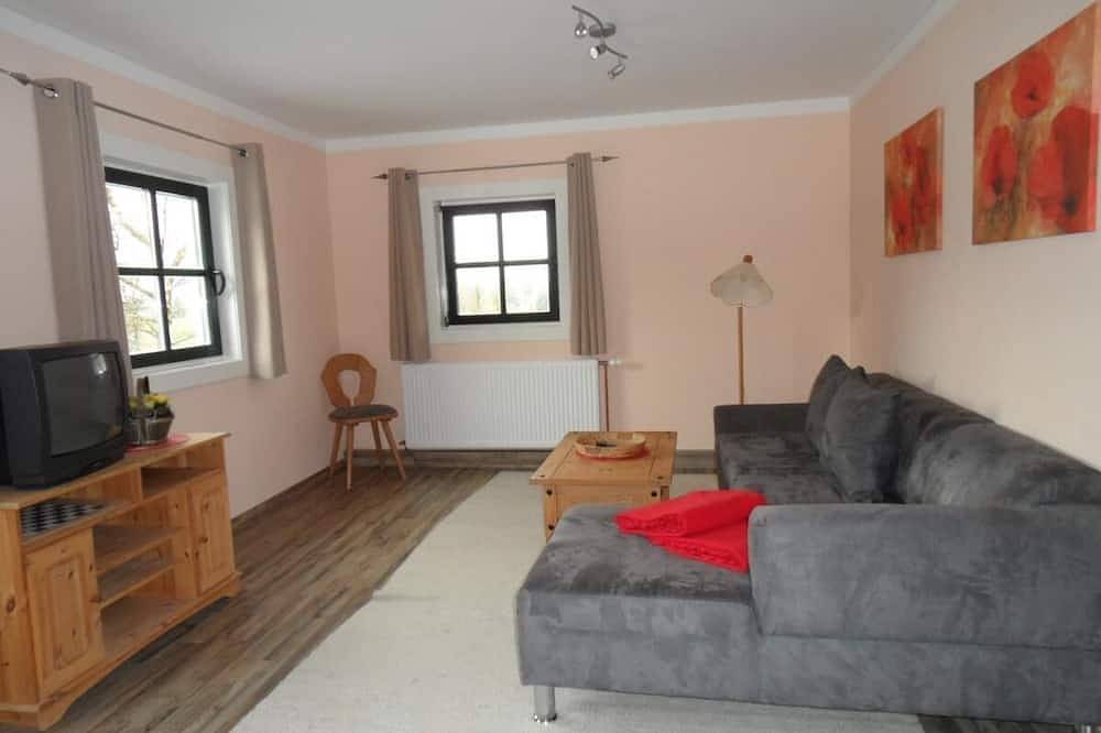 Ganze Wohnung, Schöne Ferienwohnung kombinierbar mit bis zu 6 Schlafzimmer und Erlebnisbad inklusive in Waldmünchen, Ostbayern