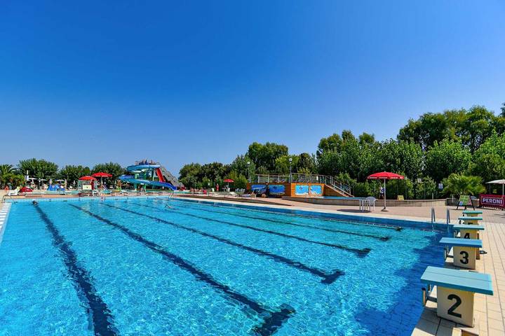 Appartamento intero, La Risacca Family Camping Village Lodge Comfort für 5 Personen in Porto Sant'Elpidio, Provincia di Fermo
