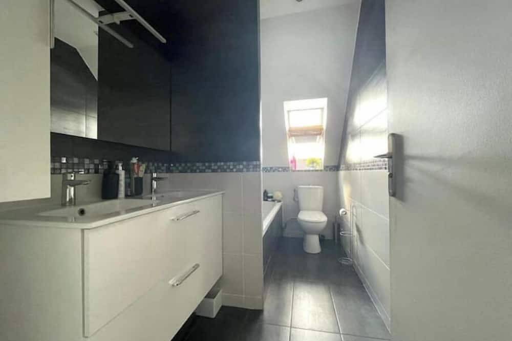 Location Très Grande Maison Pour les Jo Juillet et Août 2024 in Lagny-sur-Marne, Seine-et-Marne
