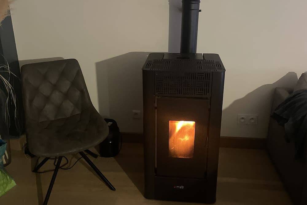 Villa in the Camargue with pellet stove in Aimargues, Costa mediterránea (Francia)