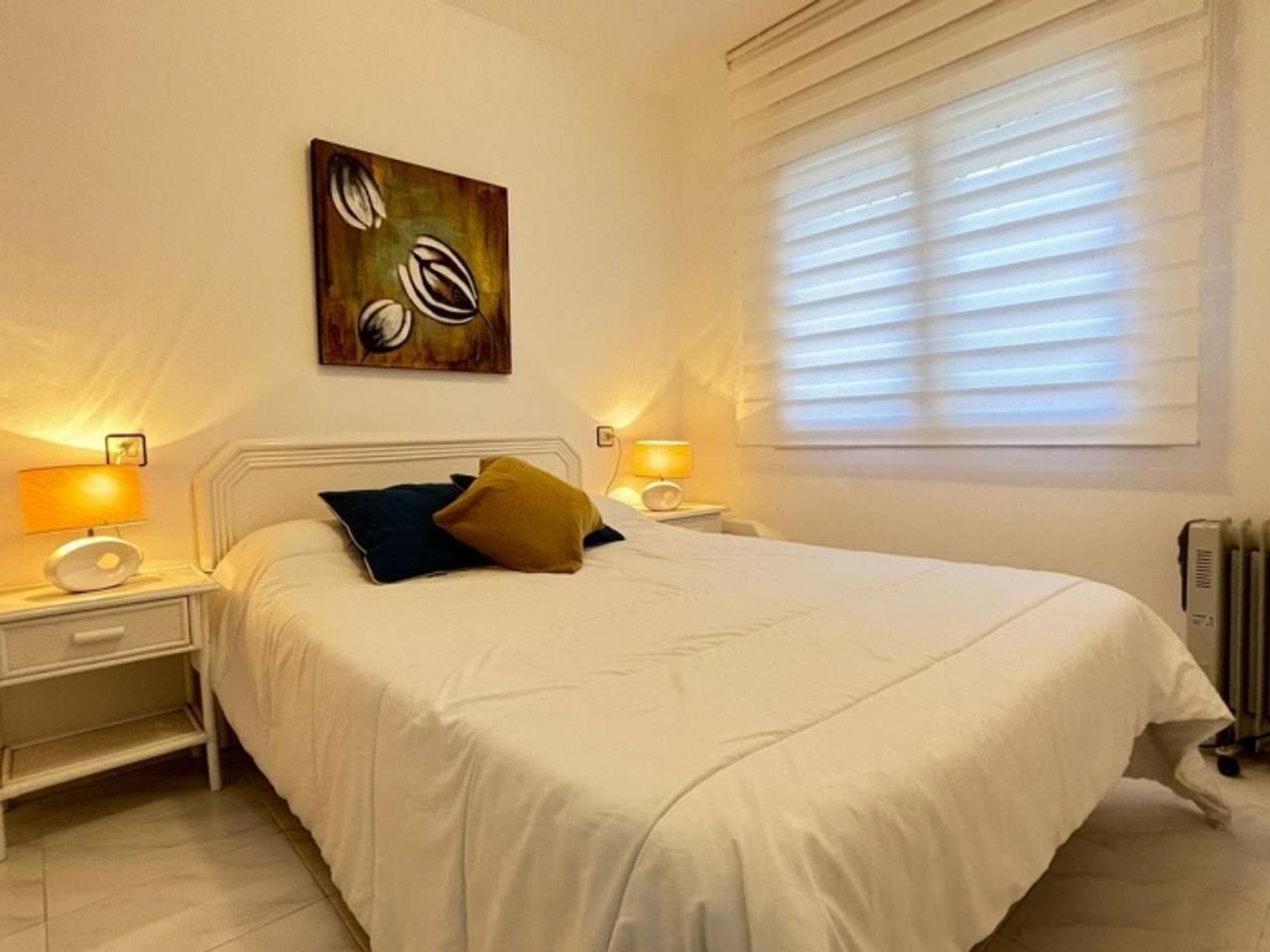 Appartamento intero, Charming 2-bedroom apartment with terrace and parking in Roses in Canyelles Petites, Roses