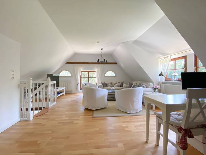 Friesen Chalet - Großes Reetdachhaus vor den Toren von St. Peter-Ording in Tating, Eiderstedt