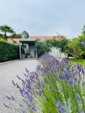Gîte pour 4 personnes, avec terrasse et jardin à Onesse-Laharie