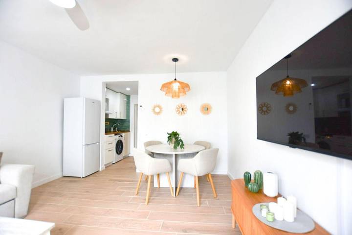 Ferienwohnung für 4 Personen, mit Balkon und Garten sowie Kinderpool in Corralejo
