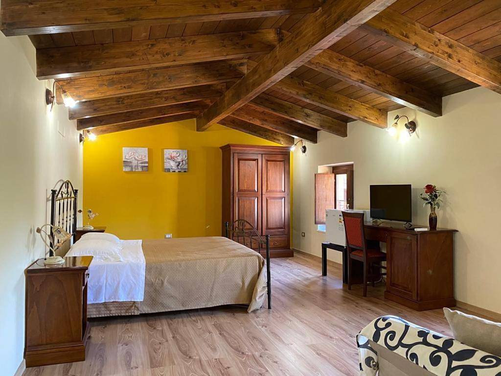 Two-Bedroom Apartment with Garden View in Conca della Campania, Provincia di Caserta