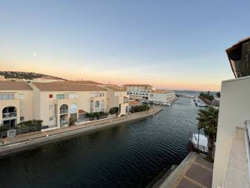 Appartement De Vacances pour 4 Personnes dans Sète, Région de Montpellier, Photo 1