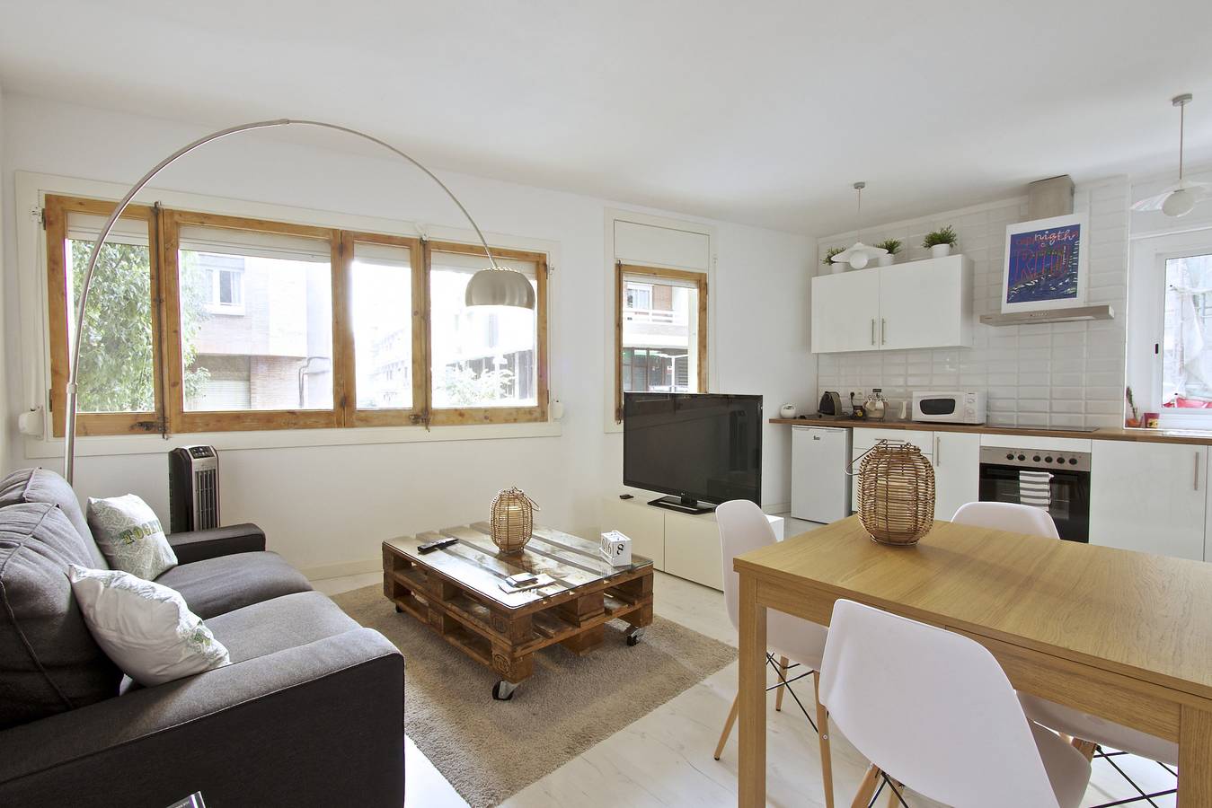 Entire apartment, Ref. 348405 in Barcelona Centre, Barcelona