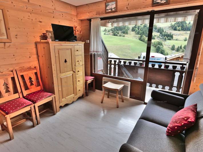 Chalet pour 4 personnes, avec balcon dans Chinaillon