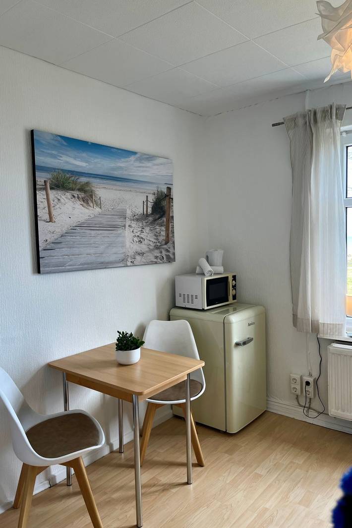 Direkt hinter dem Deich in Kalifornien (Ostsee), Schönberg