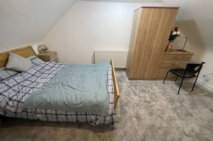 Cheerful 4 Bedroom Luxury house with free parking in Dudley, Birmingham y alrededores