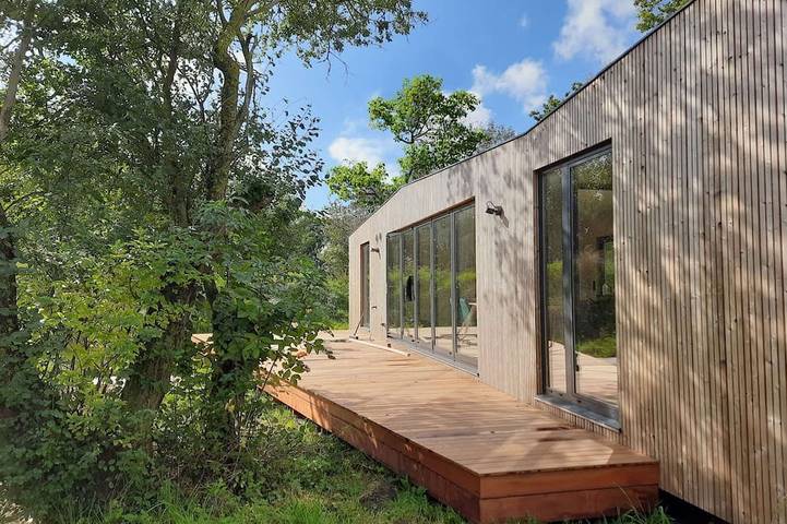 Strandhaus für 6 Personen, mit Pool und Garten in Groede