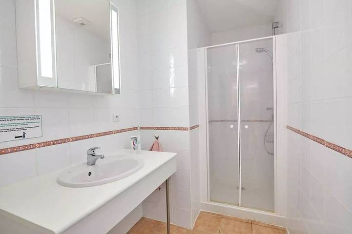 Location de vacances pour 6 personnes, avec terrasse, animaux acceptés à Vasles - 4