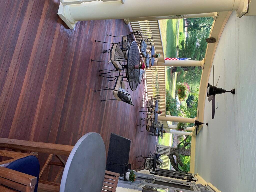 The West Lane Inn - Double Queen Room in Ridgefield, Fairfield County