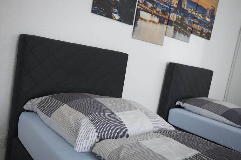 Entire apartment, Two Bedroom Apartment with big Kitchen close to Frankfurt in Mühlheim am Main, Landkreis Offenbach