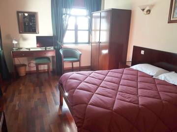 Hôtel pour 3 personnes, avec terrasse et jardin, adapté aux familles dans Mogadouro