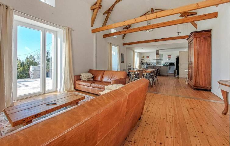 Location de vacances pour 8 personnes, avec piscine et jardin, animaux acceptés à Saint-Aubin-de-Cadelech - 3