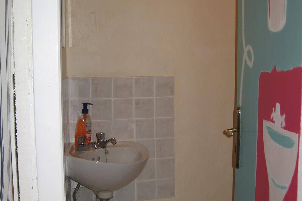 Enchanteur maison en pierre pour 1- 4 personnes dans les Paziols médiévales in Paziols, Côte méditerranéenne (France)