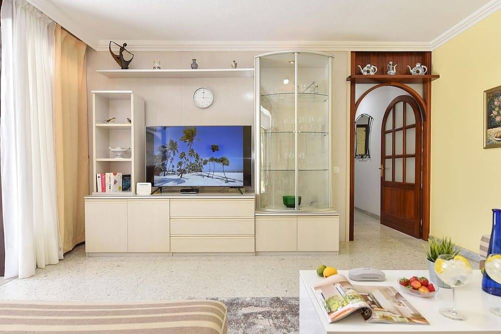 Preciosa casa de vacaciones privada para 2 personas con Wifi, A/C, piscina, Tv y patio in Maspalomas, San Bartolomé de Tirajana