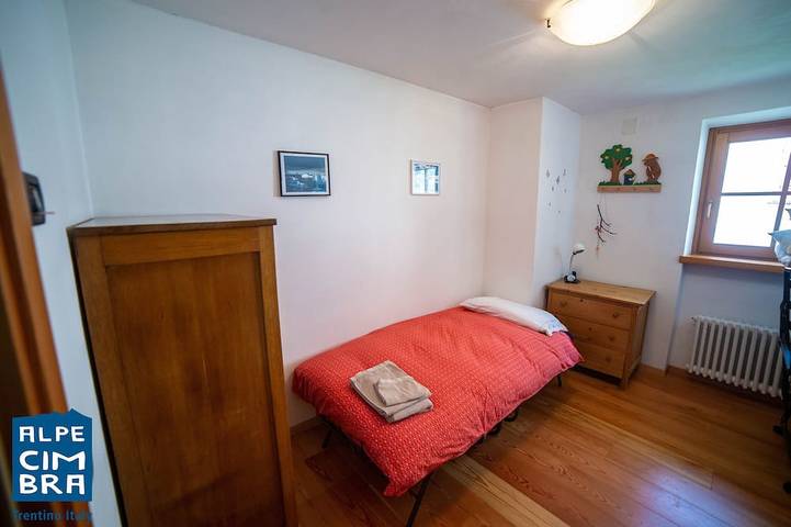 Gîte pour 7 personnes, avec balcon et jardin dans Serrada - 4