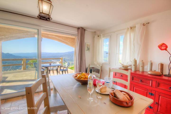Gîte pour 2 personnes, avec Terrasse