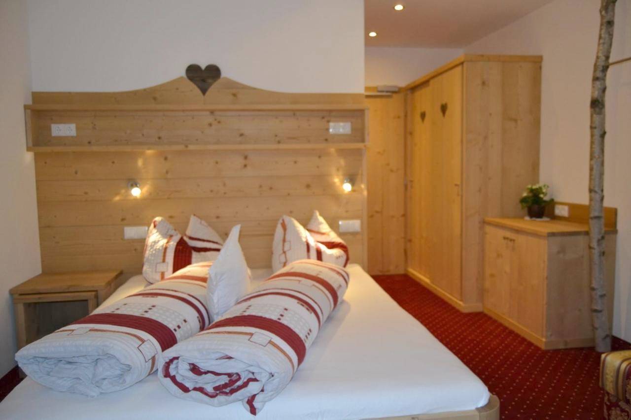 Standard Double Room with Balcony in Meransen, Mühlbach
