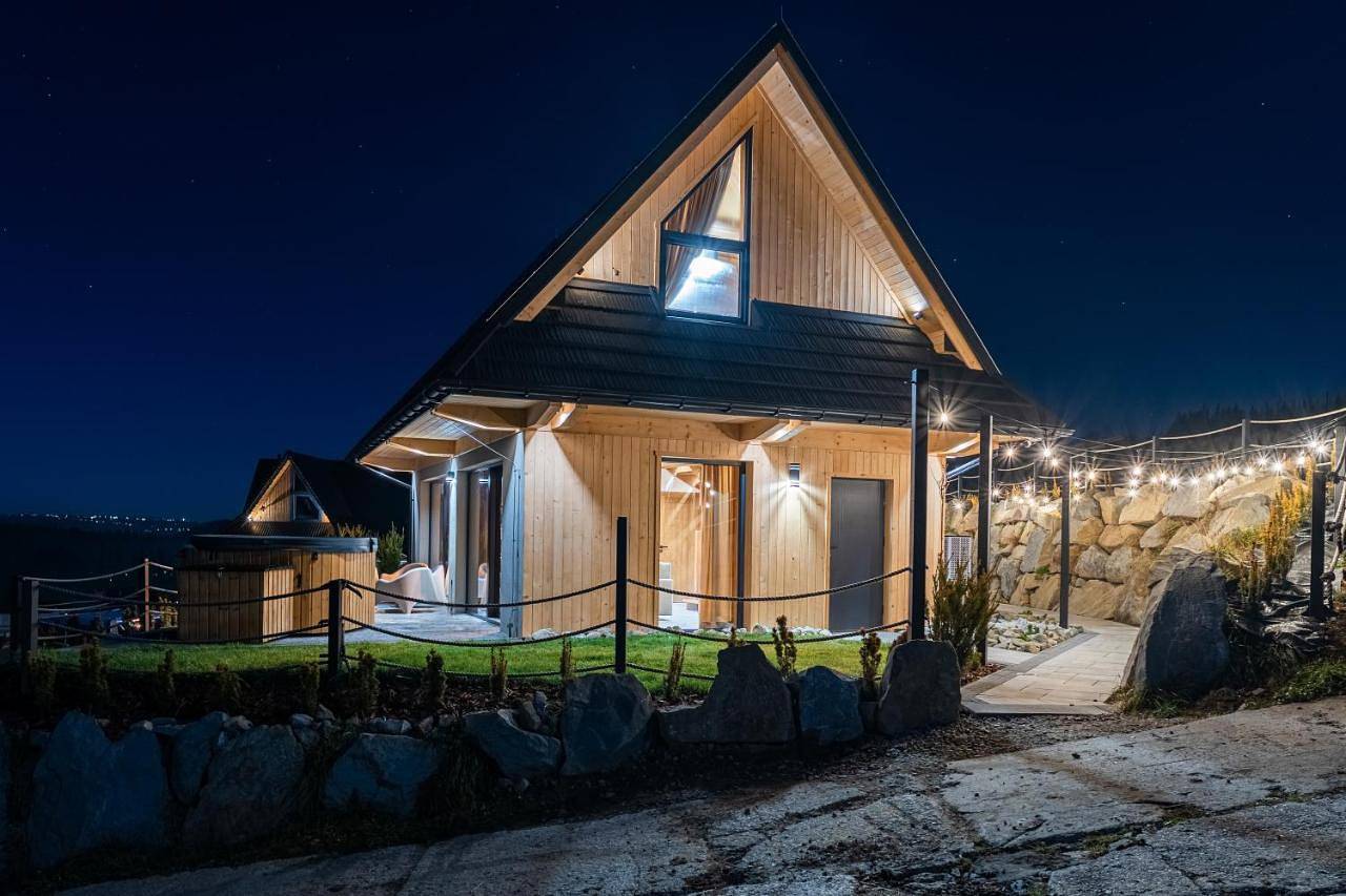 Two-Bedroom Chalet in Małe Ciche, Karpaty (Polska)