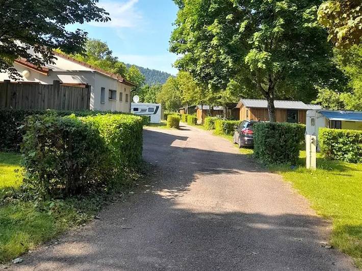 Camping pour 4 personnes, avec Bassin pour enfant et Sauna
