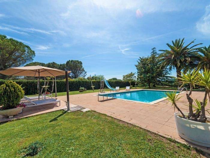 Casa de vacaciones para 4 personas, con piscina además de terraza y jardín en Provincia de Gerona - 2